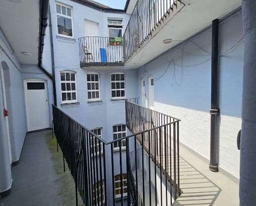 Saffron Hill, London, EC1R