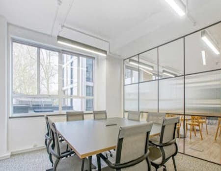 High Holborn, London, WC1V