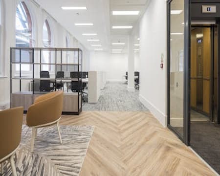 Dowgate Hill, London, EC4R