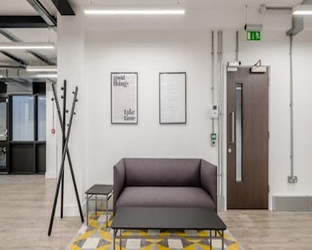 Rosebery Avenue, London, EC1R