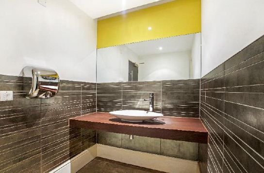 Motley Avenue, London, EC2A