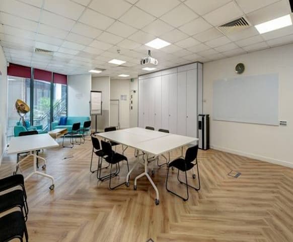 Southwark Bridge Road, London, SE1