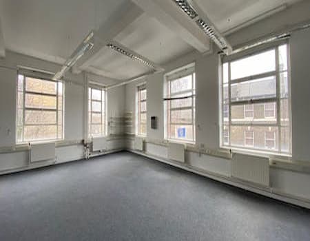 Larcom Street, London, SE17