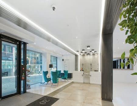 St. Andrew Street, London, EC4A
