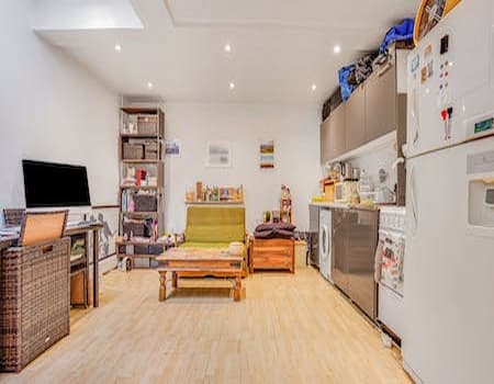 Shelford Place, London, N16