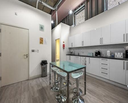 St Annes Street, London, E14