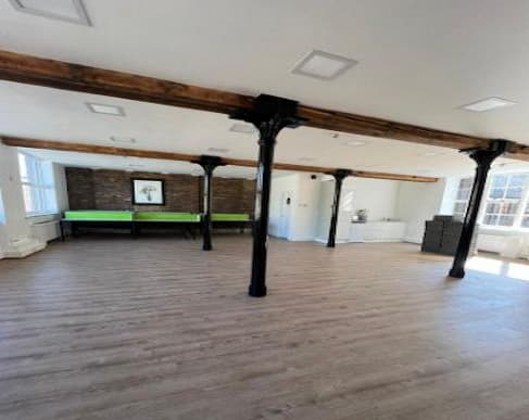 The Piano Works, 113 117 Farringdon Road, London, EC1R