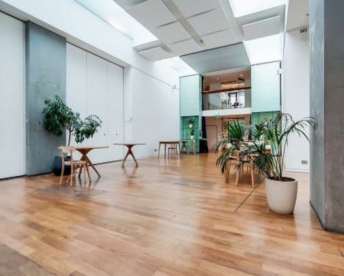 Farringdon Road, London, EC1R