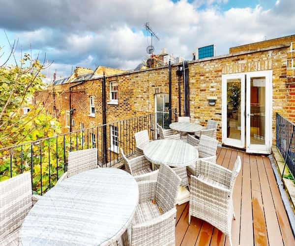 Pembroke Road, London, W8