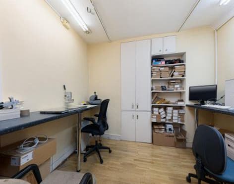Moreton Street, London, SW1V