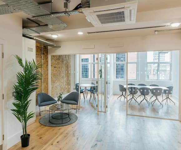 City Road, London, EC1V