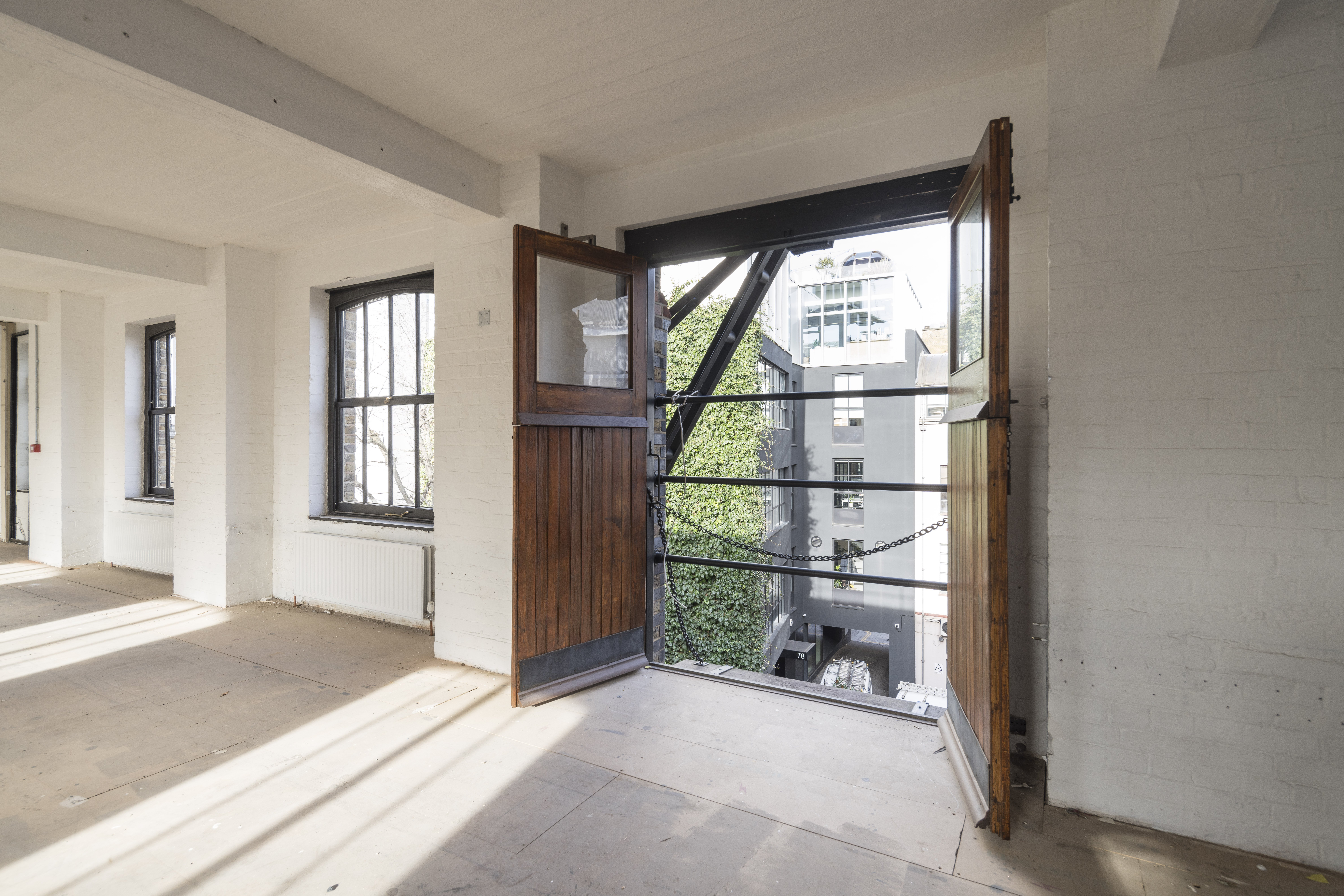 Albion Courtyard, Greenhill Rents, London, EC1M