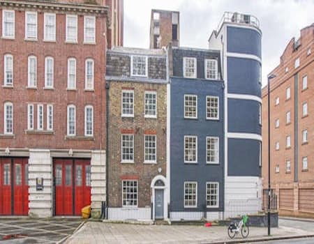 Rosebery Avenue, London, EC1R