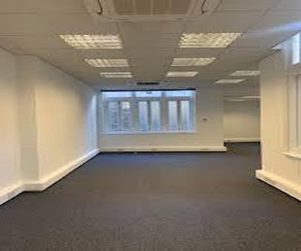 Long Acre, London, WC2E