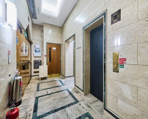 Throgmorton Avenue, London, EC2P