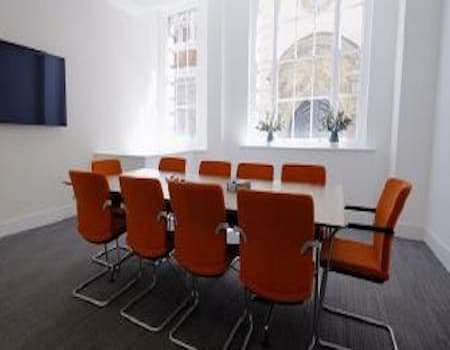 College Hill, London, EC4R