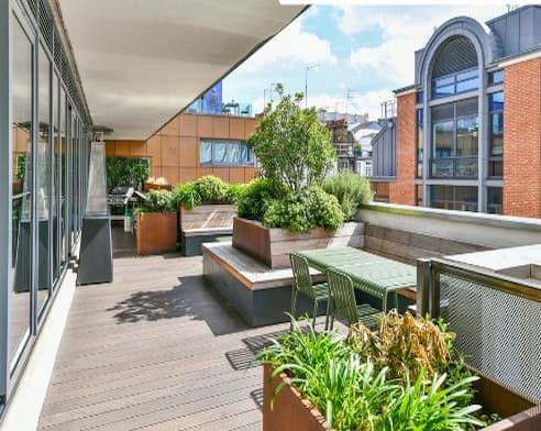 Slingsby Place, London, WC2E
