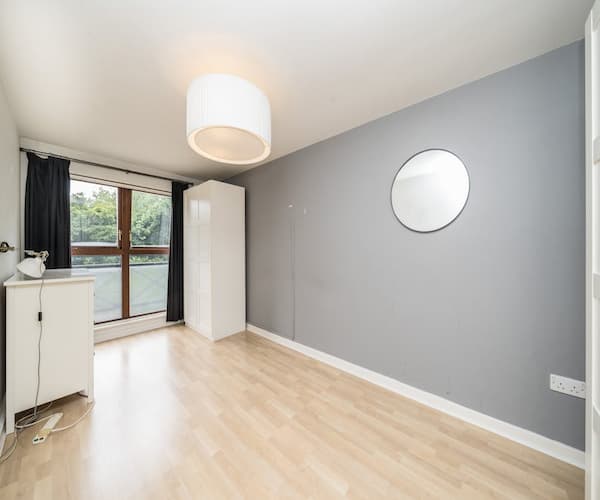 Onega Gate, London, SE16