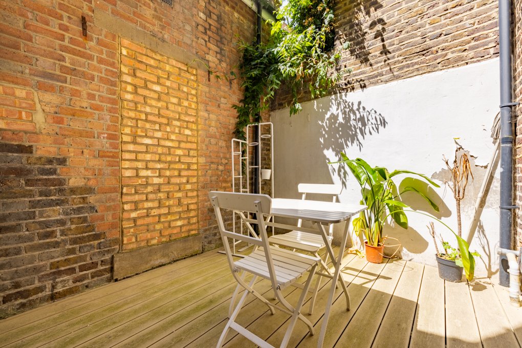 City Road, London, EC1V
