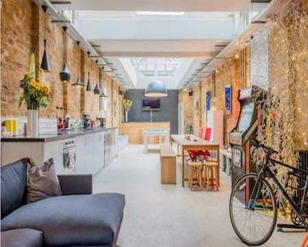 Britton Street, London, EC1M
