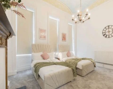 Clarges Street, London, W1J