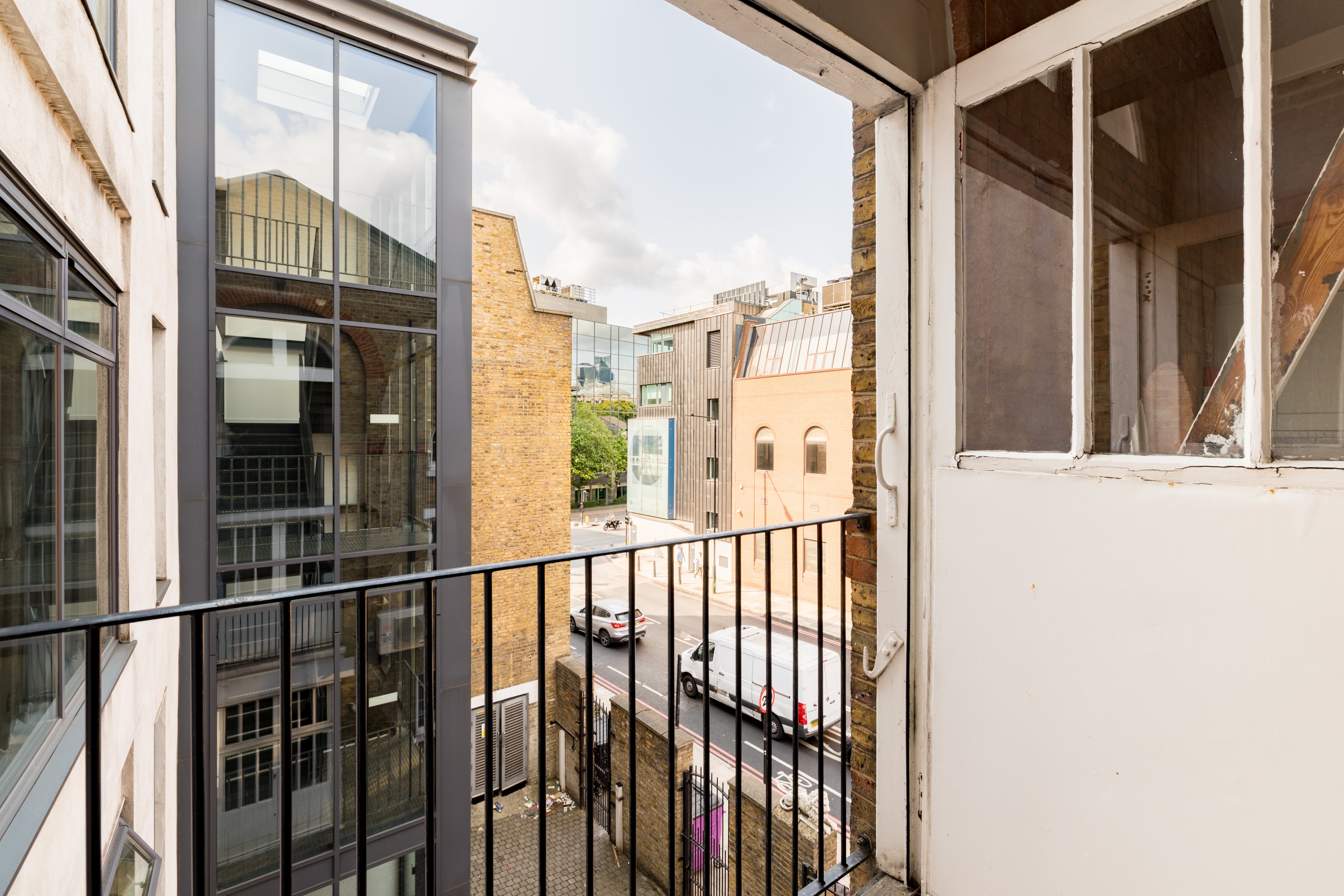 Dock Street, London, E1