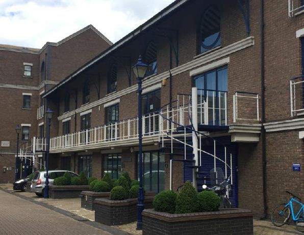 Square Rigger Row, London, SW11